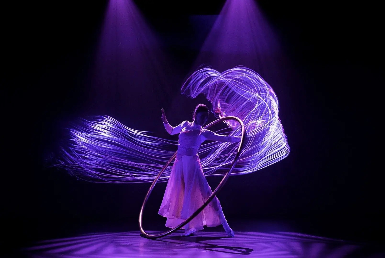 Equipos motivados Inspira a tus empleados con experiencias que fomentan la colaboración y el sentimiento de pertenencia.