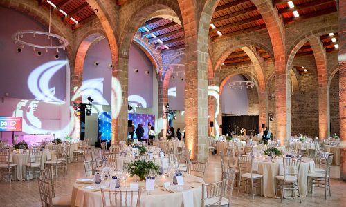 Cena corporativa en Edificio