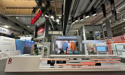 Stand de Rakuten en feria internacional de negocios.